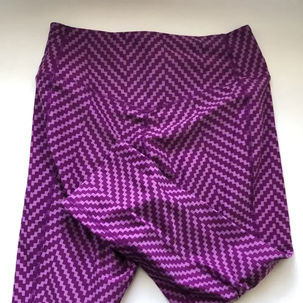 Nike Geometric Pattern Purple Leggings Size S